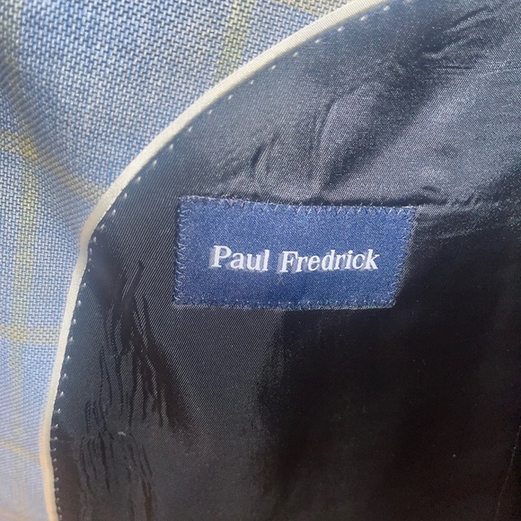 Men's Gray Plaid Blazer - Picture 2 of 2